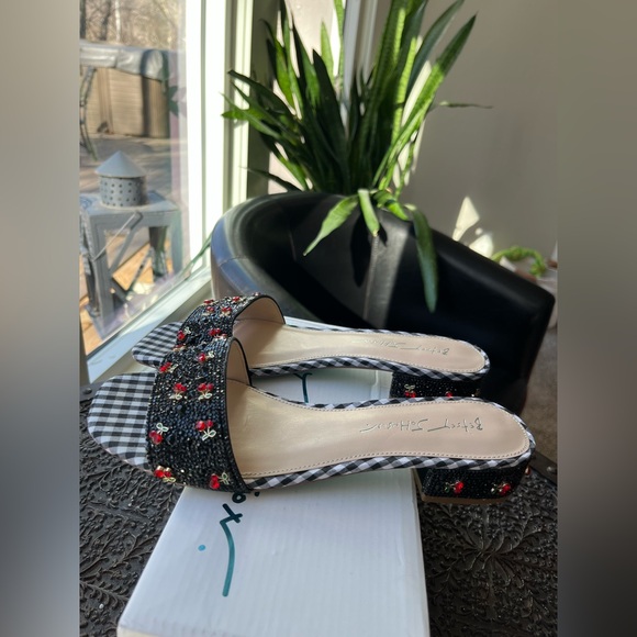 BETSEY JOHNSON GABY GINGHAM MULTI CHERRY SLIDES 8.5 - Picture 3 of 8